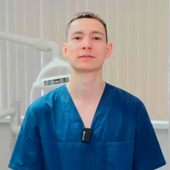 Генералов Илья Владимирович, стоматолог-терапевт