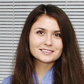 Мясникова Евгения Юрьевна, стоматолог-терапевт