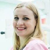 Лобкова Анастасия Сергеевна, стоматолог-терапевт