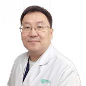 Попов Олег Анатольевич, онколог