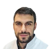 Сафаров Артем Эмиргусейнович, уролог