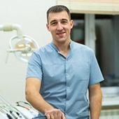 Кутненко Павел Сергеевич, стоматолог-терапевт