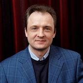 Овчаренко Максим Игоревич, психотерапевт