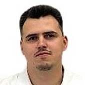 Шутовский Дмитрий Сергеевич, стоматолог-терапевт