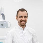 Поташников Вячеслав Романович, стоматолог-терапевт