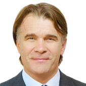 Бычков Алексей Игоревич, стоматолог-хирург