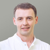 Сапожников Дмитрий Сергеевич, стоматолог-ортопед