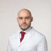 Кочеров Игорь Александрович, стоматолог-терапевт