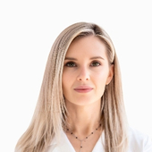 Колобова Евгения Александровна, косметолог