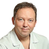 Остроухов Дмитрий Анатольевич, онколог