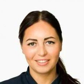 Рукавицына Анастасия Сергеевна, стоматолог-терапевт