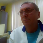 Яровой Владимир Кимович, стоматолог-хирург