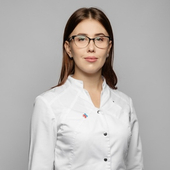 Столярова Анна Николаевна, семейный врач