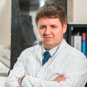 Шубняков Максим Игоревич, ортопед