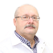 Манаков Сергей Николаевич, стоматолог-терапевт