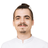 Шабусов Антон Юрьевич, стоматолог-терапевт