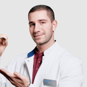 Убилава Давид Сергоевич, стоматолог-хирург