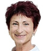 Яшина Елена Николаевна, стоматолог-терапевт