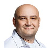 Краснов Вячеслав Алексеевич, стоматолог-хирург