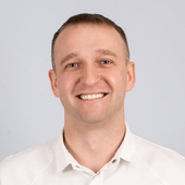 Шаймарданов Роман Эдуардович, стоматолог-хирург