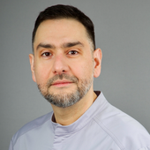 Мошир Амир Резаевич, челюстно-лицевой хирург