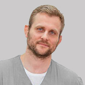 Сенин Кирилл Алексеевич, стоматолог-хирург