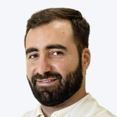 Асасян Давид Оганесович, пластический хирург