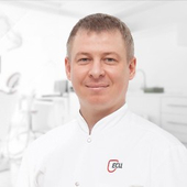 Дмитриев Владимир Дмитриевич, стоматолог-терапевт