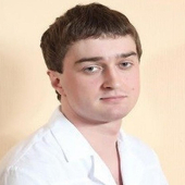 Тимофеев Денис Эдуардович, стоматолог-терапевт