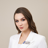 Зубенко Александра Александровна, врач-косметолог
