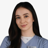 Уазикова Алина Мухтаровна, стоматолог-терапевт