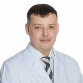 Очиров Александр Анатольевич, ортопед