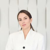 Шапкарина Асият Тахировна, врач-косметолог