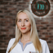 Моор Ульяна Николаевна, стоматолог-терапевт