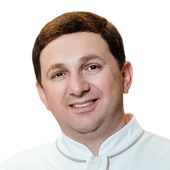 Начарьян Дмитрий Георгиевич, стоматолог-терапевт