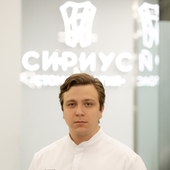 Фаттахов Артур Иршатович, стоматолог-хирург