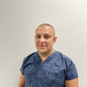 Свеженцев Данил Валерьевич, имплантолог