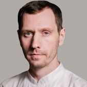 Минор Дмитрий Владимирович, стоматолог-хирург