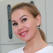 Свиридова (Назаретян) Юлия Юрьевна, стоматолог-терапевт