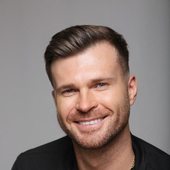 Громов Юрий Сергеевич, стоматолог-терапевт