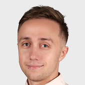 Вох Игорь Анатольевич, стоматолог-хирург