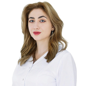 Узденова Медина Курманбиевна, офтальмолог