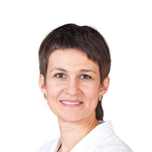 Наянзина Наталья Викторовна, стоматолог-терапевт