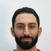 Трдатян Саркис Эдуарди, стоматолог-хирург