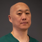 Ли Владимир Федорович, массажист