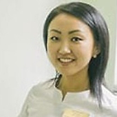 Абзаева Анна Леонидовна, стоматолог-терапевт