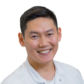 Мулонов Аюр Великтонович, стоматолог-терапевт