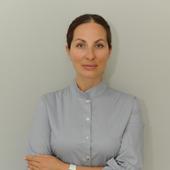 Смолярчук Яна Александровна, стоматолог-терапевт