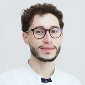 Шурдумов Аслан Рамазанович, стоматолог-хирург