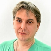 Овчинников Дмитрий Алексеевич, хирург